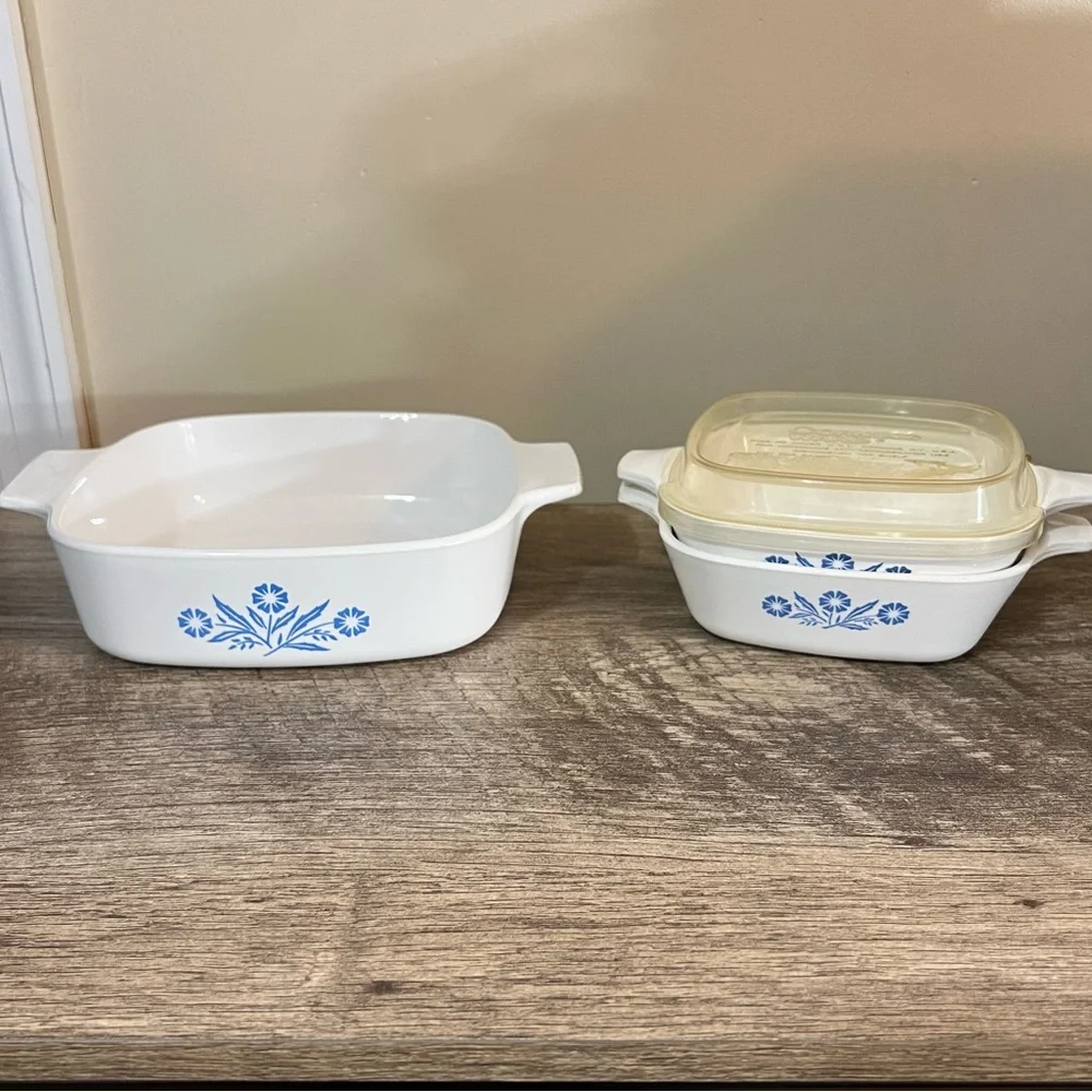 Set of 3 Vintage Cornflower Blue Corning Ware Casserole Dishes 2 Petite & a 1 Qt